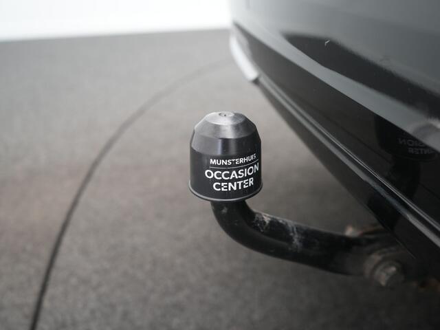 Renault ESPACE E-Tech Full Hybrid 200 Iconic 7p. - RIJKLAARPRIJS - 360 Graden Camera - Adaptive Cruise Control - Panoramadak - Trekhaak - Dealeronderhouden