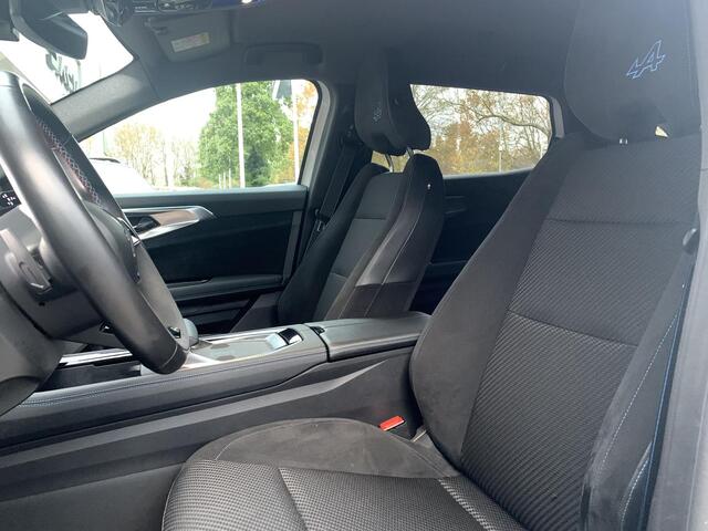 Renault ESPACE E-Tech full hybrid 200 esprit Alpine 7p. | Navigatie | Cruise Control | Achteruitrijcamera | Trekhaak |