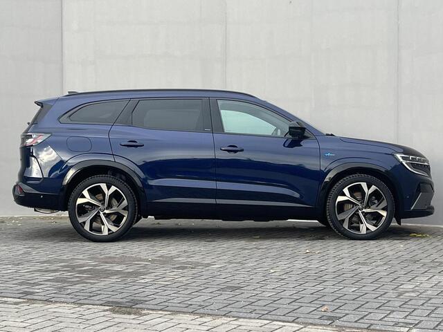 Renault ESPACE E-Tech full hybrid 200 esprit Alpine 7p. GLAZEN PANORAMA DAK/ PACK DRIVERS ASSIST/ PACK WINTER/ FULL LED/ PARK ASSIST RONDOM/ ELEK. BED. ACHTERKLEP/ 7 PERSOONS! ETC... RIJKLAAR!