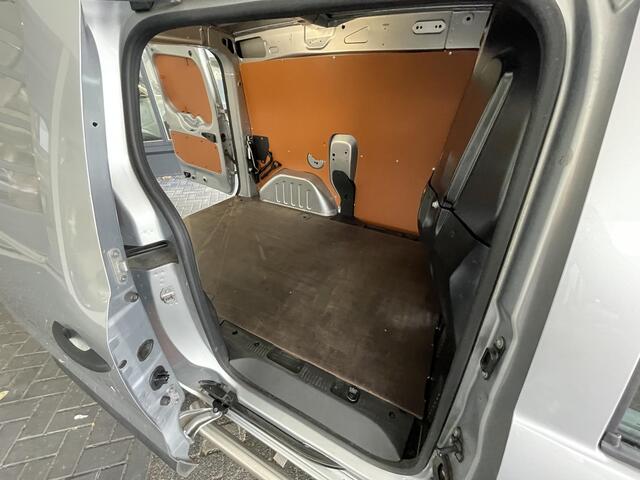 Renault EXPRESS 1.5 dCi 75 Comfort + Airco | Carplay | Trekhaak | betimmering wand