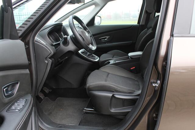 Renault GRAND SCENIC 1.2 TCe Zen / 7 Persoons / Carplay / Trekhaak / Keyless