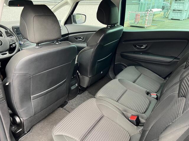 Renault GRAND SCENIC 1.3 TCe 140pk Equilibre/7-persoons/*2022*/Camera/Carplay/Cruise/Led