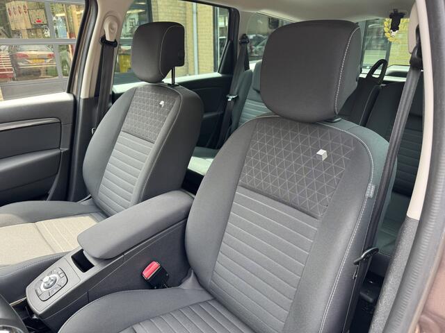 Renault GRAND SCENIC 1.2 TCe Limited Climate Control Navi