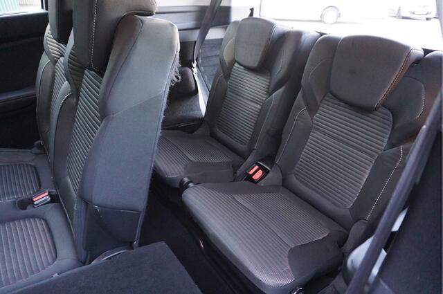 Renault GRAND SCENIC 1.3 TCe 140pk Automaat 7-persoons + Trekhaak/ Navi/ Camera/ Keyless/ Garantie!