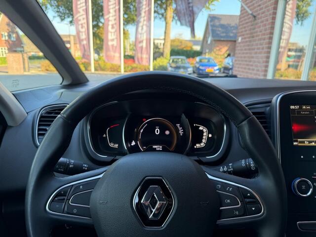 Renault GRAND SCENIC 1.3 TCe Limited TREKHAAK / RIJKLAAR / NAVI / CLIMA / LMV / CRUIS