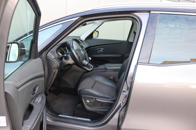 Renault GRAND SCENIC 1.2 TCe 132PK Bose Navigatie/Bliss/Panoramadak/Cruise-control