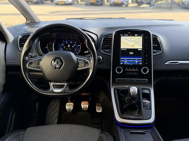 Renault GRAND SCENIC 1.3 TCe Intens 7p. | Trekhaak | Navigatie | Achteruitrijcamera | LED | DAB | Climate Control | Key-less | Cruise Control | Lichtmetaal |