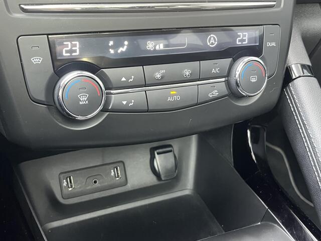 Renault KADJAR 1.2 TCe Intens / Navigatie / Panorama dak / Apple carplay & Android auto / Stoelverw. / Voorruitverw. / Climate / Cruise /