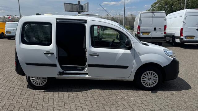 Renault KANGOO 1.5 DCI 55KW 75PK EURO 6 AIRCO/ CRUISE CONTROL/ NAVIGATIE/ SCHUIFDEUR/ TREKHAAK/ 100% DEALERONDERHOUDEN