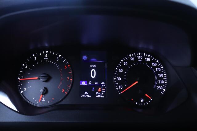 Renault KANGOO 1.3 TCe 100 Intens | Apple Carplay/Android Auto | Stoelverwarming | Parkeersensoren voor, achter en camera |