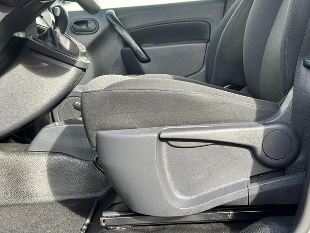 Renault KANGOO 1.2 TCe 115 EDC Comfort / Automaat / Camera / Parkeersensoren / Airco / Bluetooth telefoonvoorbereiding /