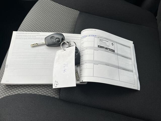 Renault KANGOO 1.5 dCi E6 R-link BPM Vrij! Lease ¤168 p/m, Airco, Navi , PDC, Volledig onderhoudshistorie aanwezig