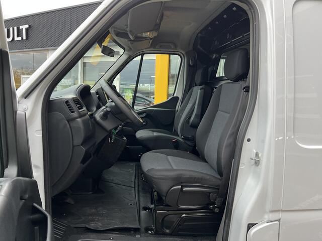 Renault MASTER 2.3 dCi 135 T28 L1H1 Comfort | Navigatie | Trekhaak | Parkeersensoren
