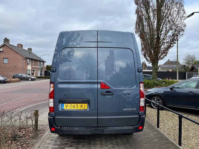Renault MASTER T35 2.3 DCI L3H3 AUTOMAAT 3-PERSOONS / NAVI / CAMERA / PDC