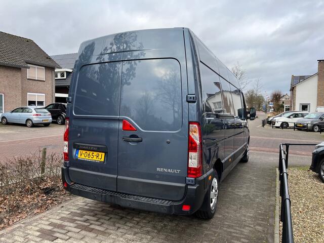 Renault MASTER T35 2.3 DCI L3H3 AUTOMAAT 3-PERSOONS / NAVI / CAMERA / PDC