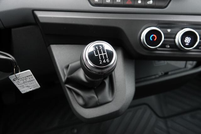 Renault MASTER T35 | L2H2 | 2.0Dci 150Pk | Stoel-Bank | Achteruitrijcamera | LED | Urban Grey