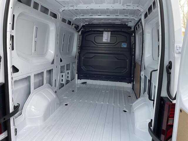 Renault MASTER T35 2.0 dCi 130 L2H2 Start