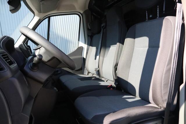 Renault MASTER T35 2.3 dCi 150pk L2H2 Energy Work Edition Airco | Camera | Navi | Parksens. | Trekhaak