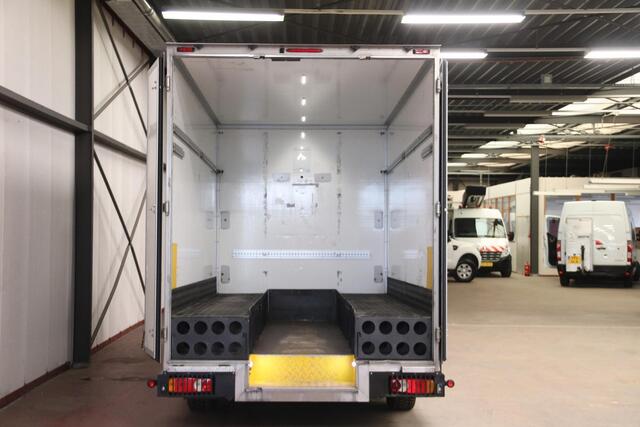 Renault MASTER 170PK AUTOMAAT ex Jumbo LOWLINER VERKOOPWAGEN FOODTRUCK