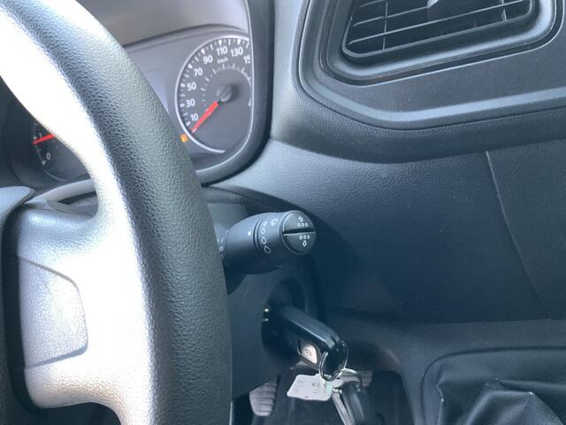 Renault MASTER T35 2.3 dCi 135 L2H2 Airco Cruise Navi Side Bar Camera Euro 6