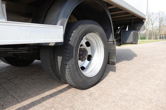 Renault MASTER T35 2.3 dCi 165 L4H2 DL Energy Bakwagen Laadlift.