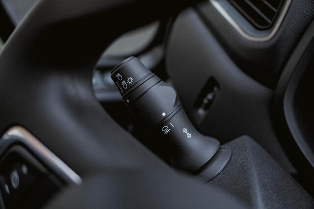 Renault MASTER 2.3 dCi 165 PK Bakwagen met Laadklep en zijdeur Airco | Cruise Control | LxBxH 420x210x232 cm | Nieuw |