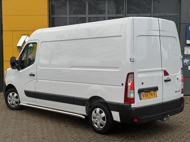 Renault MASTER T35 2.3 dCi 135 L2H2 Work Edition | Navigatie | Trekhaak | Achteruitrijcamera |