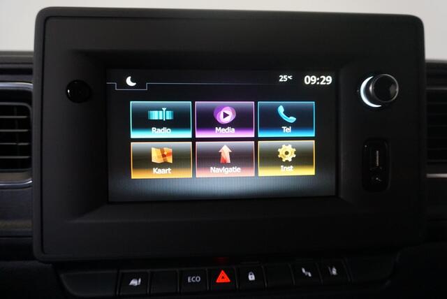 Renault MASTER T33 2.3 dCi 135PK L2H2 Work Edition Airco Cruise Control Camera Navi PDCA Trekhaak