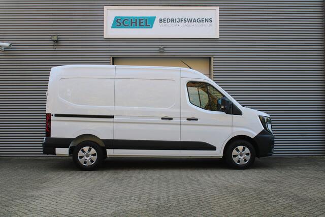 Renault MASTER T35 2.0 dCi 170pk L2H2 Extra - 2x Schuifdeur - Navigatie - Blind Spot - Camera - Stoelverwarming - Verwarmde voorruit - Rijklaar