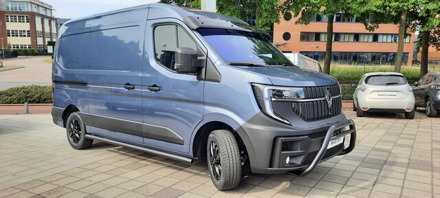 Renault MASTER T35 2.0 dCi 130 L2H2 Stam Limité 75 Bullbar | Sidebars | 17"inch Lichtmetalen velgen