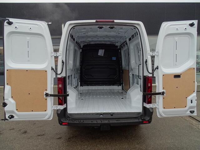 Renault MASTER T35 2.0 dCi 130 L2H2 Advance TREKHAAK / DRAADLOZE TELEFOONLADER / APPLE CARPLAY & ANDROID AUTO