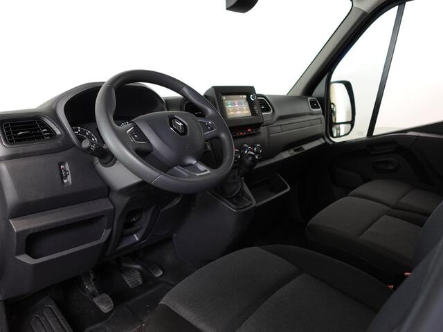 Renault MASTER T33 2.3 dCi 135PK L2H2 Work Edition Airco Cruise Camera Navigatie Parkeersensoren Trekhaak