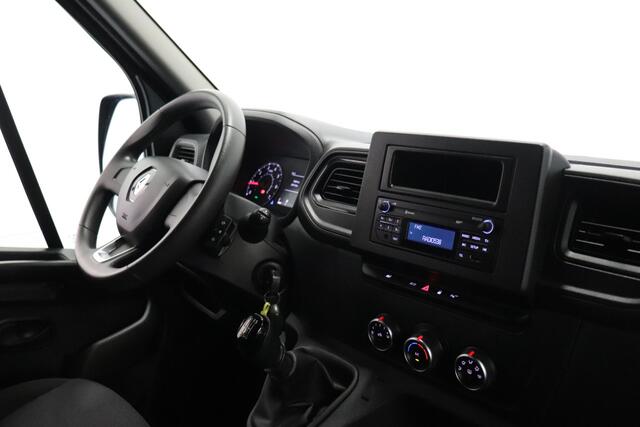 Renault MASTER 2.3 dCi 135PK L2H2- EURO 6 - Airco - PDC - NAP - ¤ 19.950,- Excl.