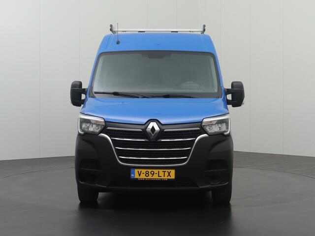 Renault MASTER 2.3DCI 136PK L3H2 | Kastinrichting | Imperiaal | Navigatie | Camera | 3-Persoons | Airco | Cruise