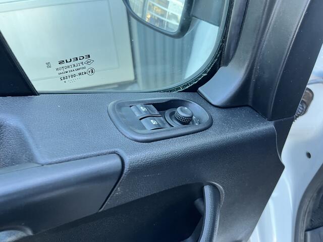 Renault MASTER T35 2.3 dCi L3 DC Airco Cruise controle Trekhaak 2500kg trekgewicht Pick-up Openlaadbak Telefoonvoorbereiding 6-Persoons pick-up p-up Euro 6 Bpm vrij!