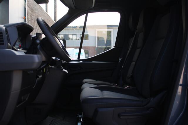 Renault MASTER T35 2.0 dCi 170pk L2H2 Extra - 2x Schuifdeur - Navigatie - Blind Spot - Camera - Stoelverwarming - Verwarmde voorruit - Rijklaar