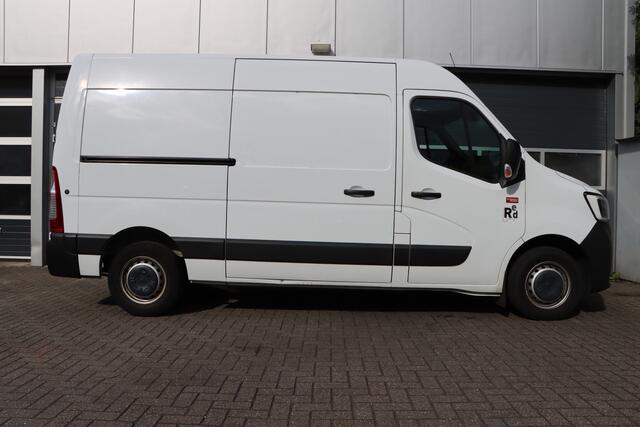 Renault MASTER T35 2.3 dCi 135 L2H2 Comfort