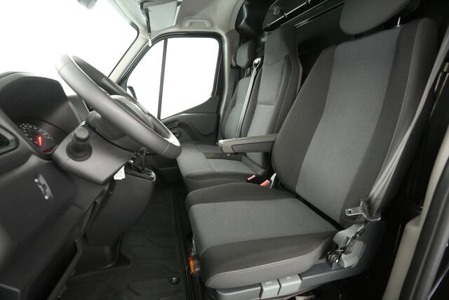 Renault MASTER T35 2.3 dCi 150PK L1H2 | Airco | Cruise | Carplay | Parkeersens. | 3-Zits