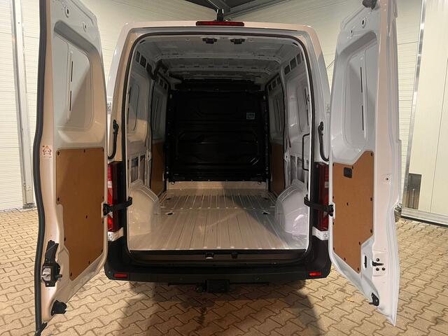 Renault MASTER T35 2.0 dCi 170 L2H2 Extra VVB EDITION Dubbele schuifdeur VVB345 BPM vrij! Benut nu nog uw voordeel!