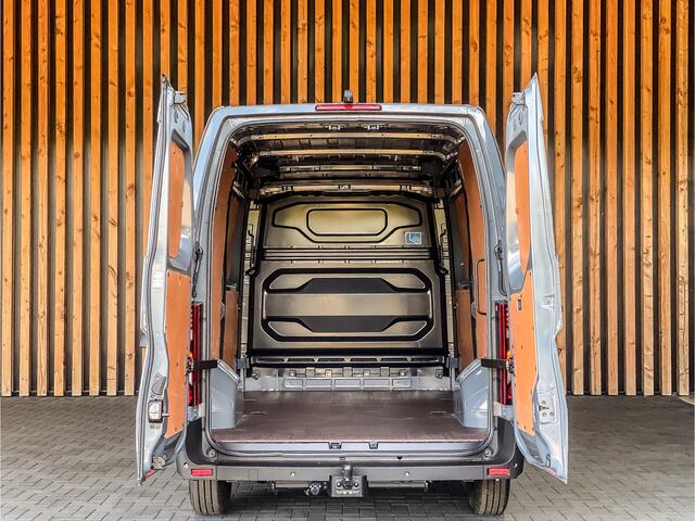 Renault MASTER T35 2.0 dCi 170PK L2H2 Extra | BPM VRIJ! | 2X SCHUIFDEUR | BLIND SPOT | CAMERA | STOELVERWARMING | TREKHAAK |