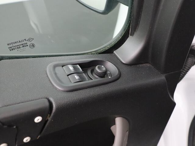 Renault MASTER 2.3DCi 130PK Koelbakwagen 12V/220V | 3-Persoons