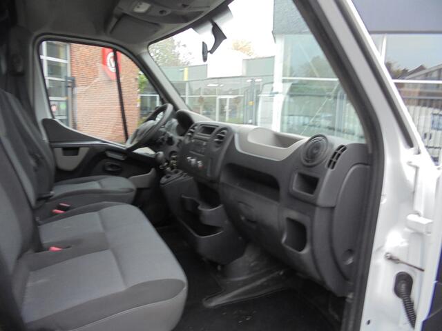 Renault MASTER T35 2.3 dCi L2H2 En.