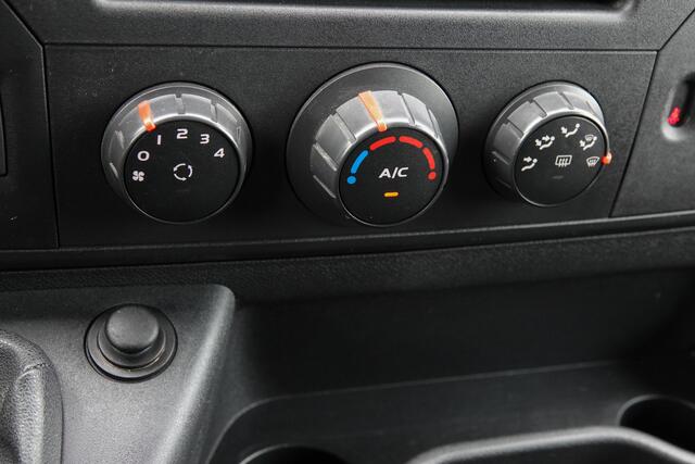 Renault MASTER T35 | L2H2 | 2.3 dCi 125Pk | Stoel-Bank | Achteruitrijcamera | Sidebars | Trekhaak