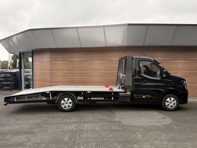 Renault MASTER T35 2.0 dCi 170pk L3 Extra Unieke uitvoering / Oprijwagen Katax opbouw / Alles in kleur gespoten / Carplay / Laadvermogen 1219 kg