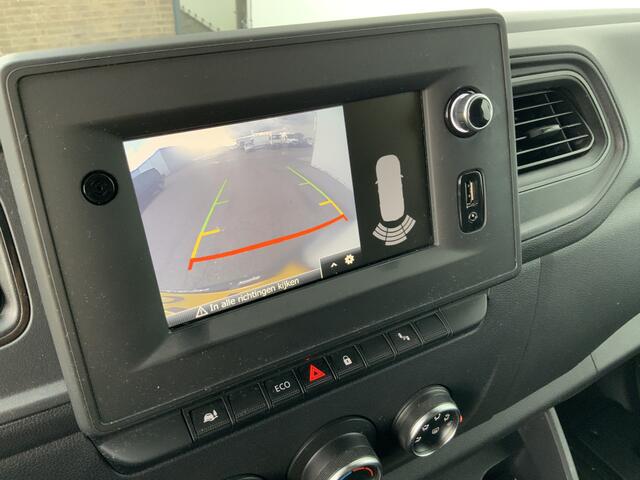 Renault MASTER T35 2.3 dCi 135 L2H2 Airco Cruise 3 Zits Camera Navi Side Bar Euro 6