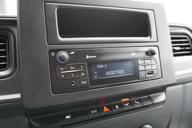 Renault MASTER 2.3 dCi 135PK L2H2 EURO 6 - Airco - Cruise - Camera - ¤ 14.900,- Excl.