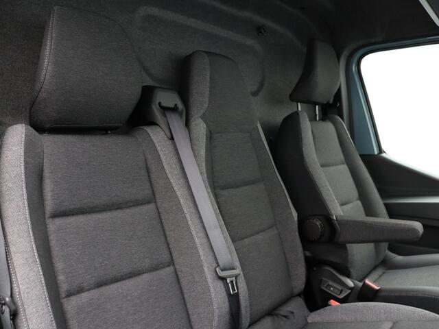 Renault MASTER T35 2.0 dCi 130 L2H2 Advance | Laadruimtepakket | Parkeersensoren achter | openR link Multimediasysteem |