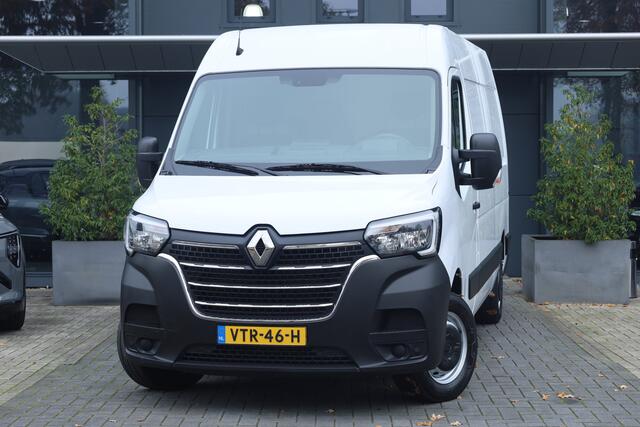 Renault MASTER T35 2.3 dCi 135 L2H2 Comfort | Trekhaak | Cruise | 3 pers. | Navi