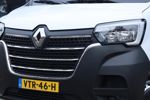 Renault MASTER T35 2.3 dCi 135 L2H2 Comfort | Trekhaak | Cruise | 3 pers. | Navi