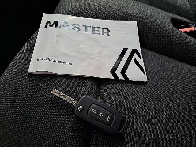 Renault MASTER T35 2.0 dCi 130 L2H2 Start 3-Zits CarPlay Airco 130Pk Euro6 BPM-Vrij Pdc Laadruimte-Betimmerd!